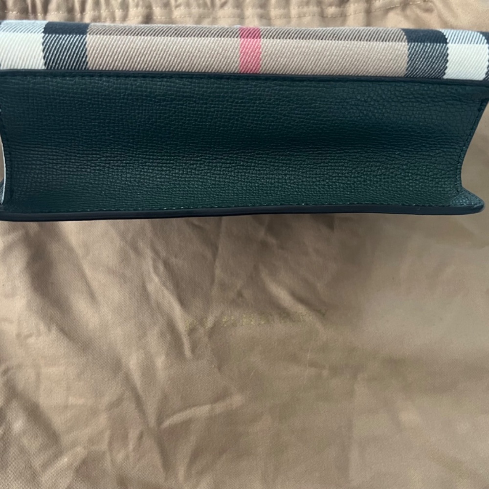 Burberry  Macken bag - Picture 5 of 6